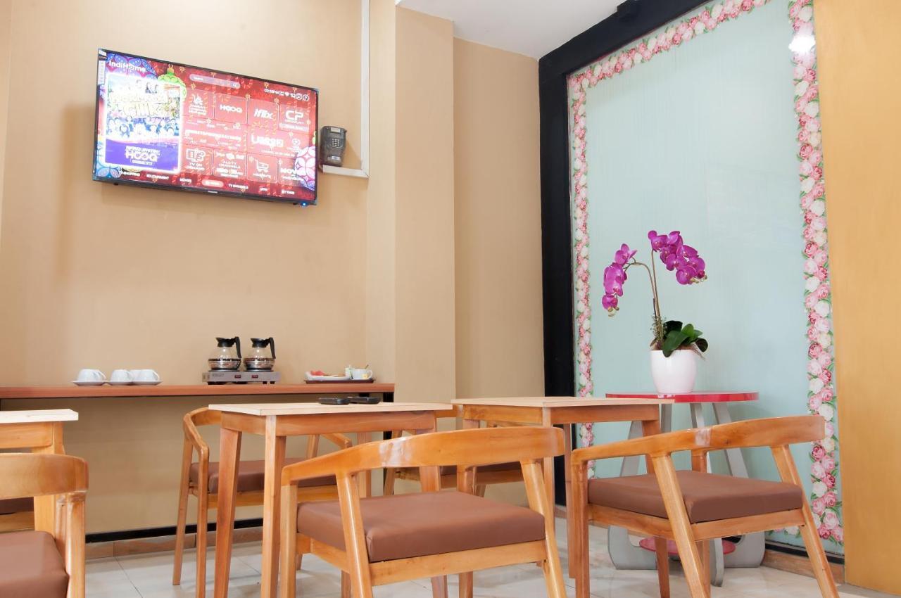 Tonitel Hotel Malioboro Yogyakarta Extérieur photo